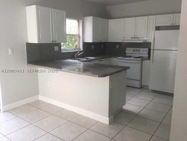 833 SW 148th Pl