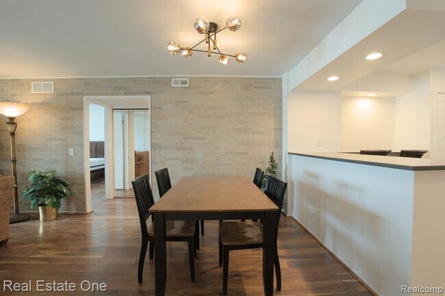 Photo - 1944 Klingensmith Rd Unidad 41