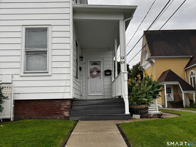 104 High St