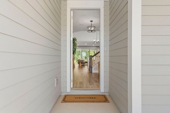 Photo - 120 Rainbow Trout Ln