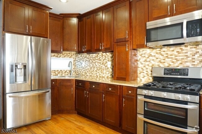 Building Photo - 247 Mt Prospect Ave Rental