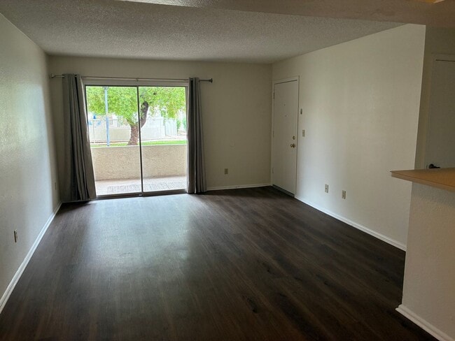 Photo - **COMFY 2 BEDROOM/2 FULL BATHROOM CONDO IN...