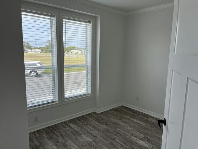 Photo - 7812 Cameo Ln