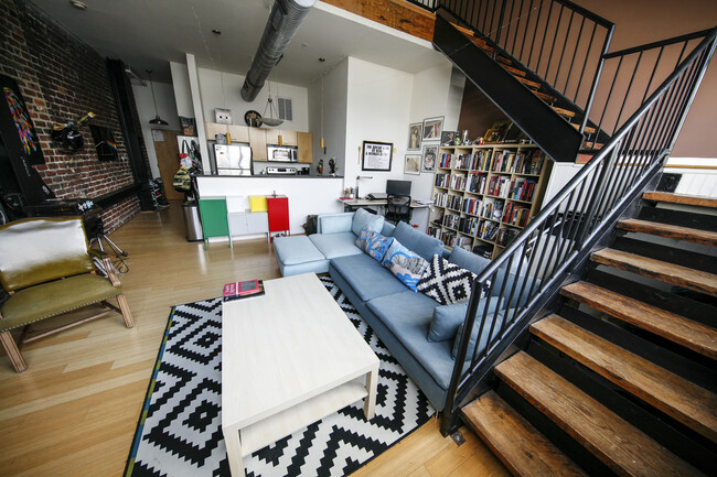 Photo - T and E Apartments