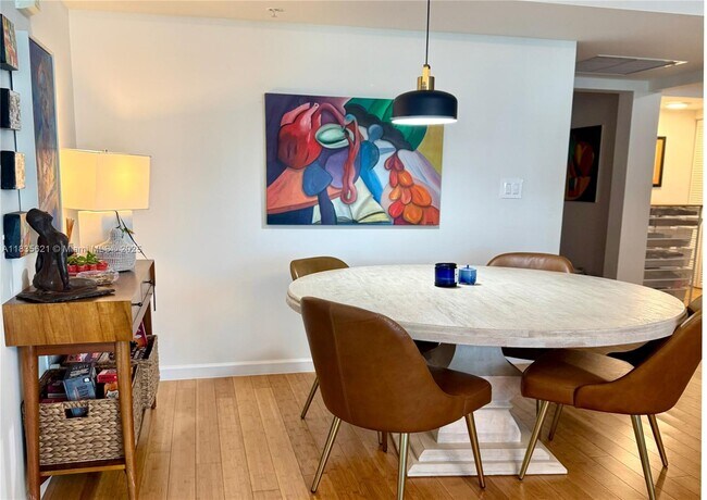 Photo - 31 SE 5th St Unit 1708