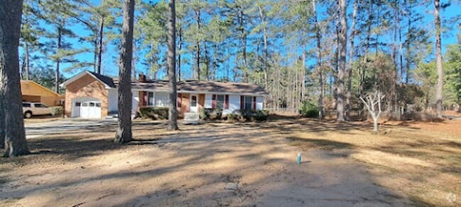Building Photo - Magnificent Remodel Three Bedroom Home!