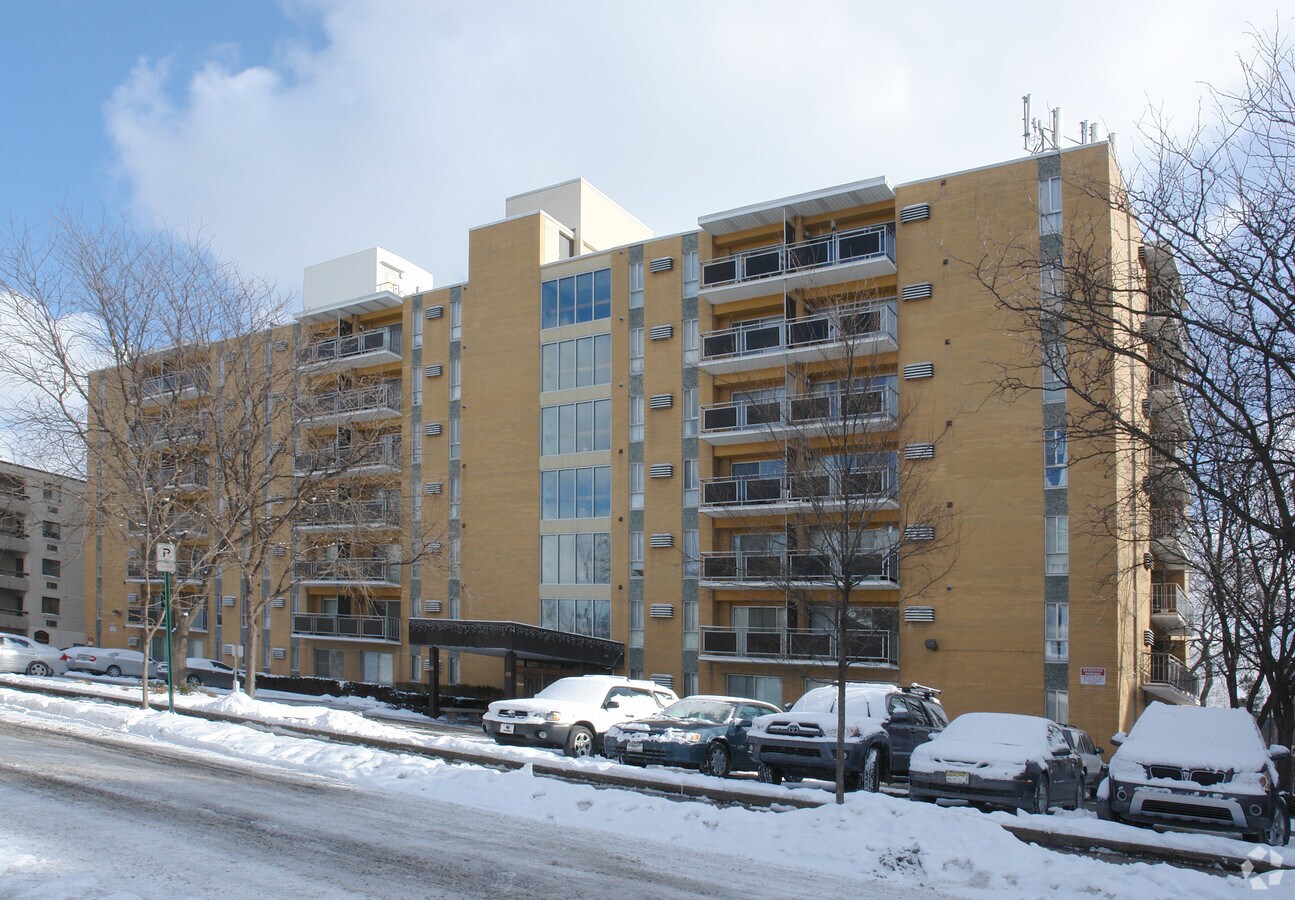 Regency Square Condominium - Regency Square Condominium