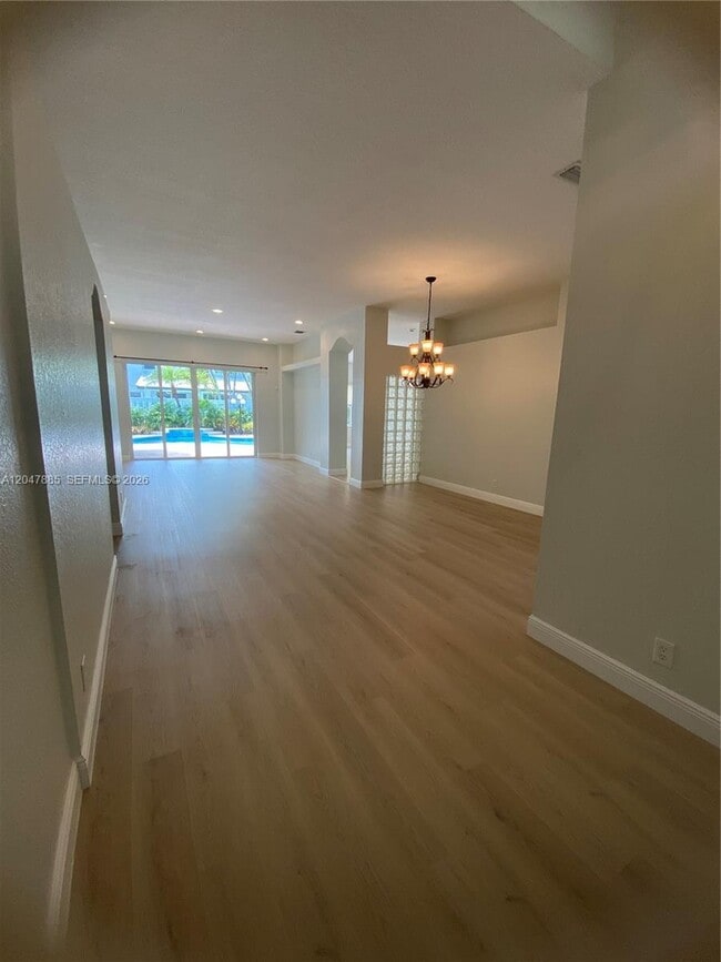 Photo - 628 SW 168th Terrace