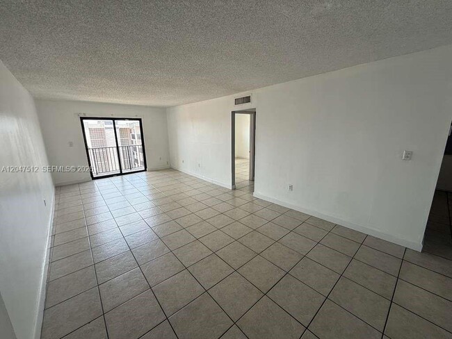 Building Photo - 6950 W 6th Ave Unit 509