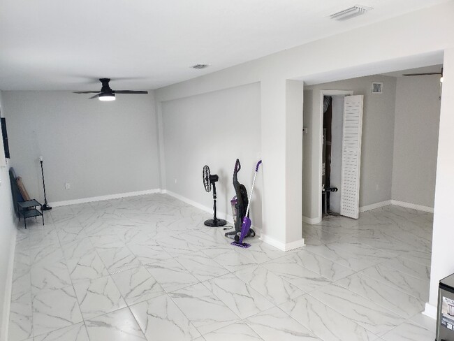 Photo - 4500 3rd Ave S