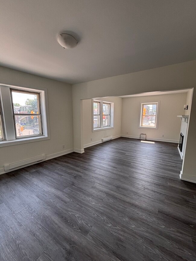 Building Photo - 147 Fifth Ave Unit 1