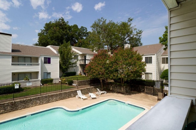 Building Photo - 7431 Holly Hill Dr Rental
