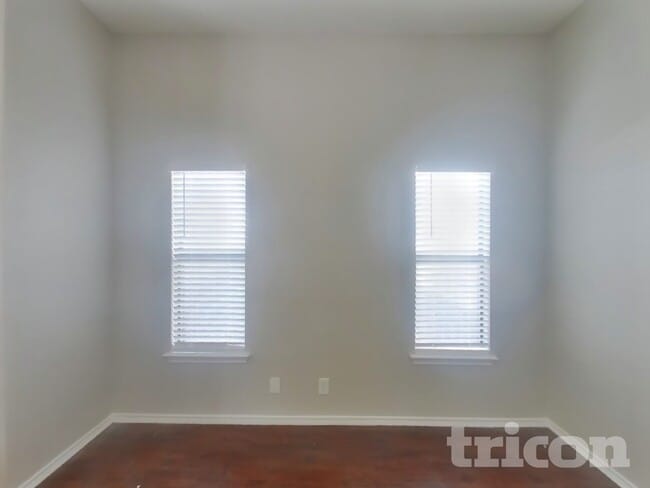 Photo - 8035 Dove Trail Dr