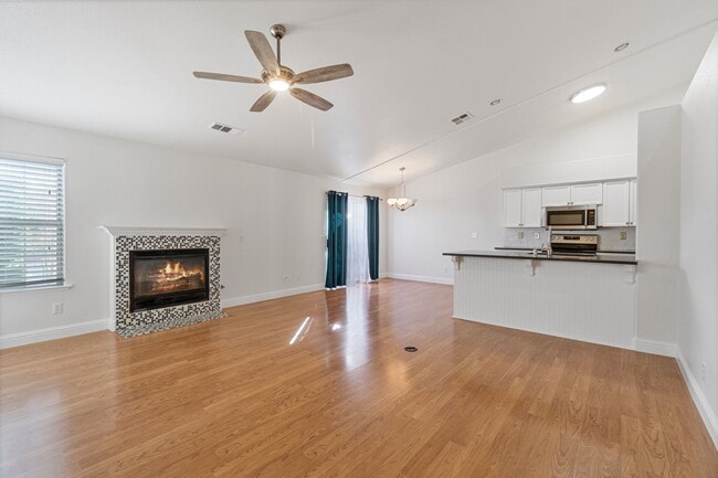 Photo - 8884 N Del Mar Ave