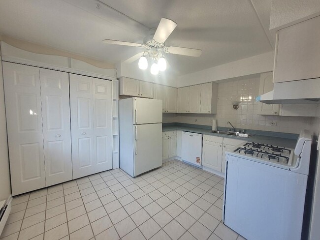 Photo - 7335 W 157th St Unit 1C