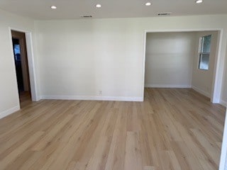 living/dining - 442 N Hollywood Way