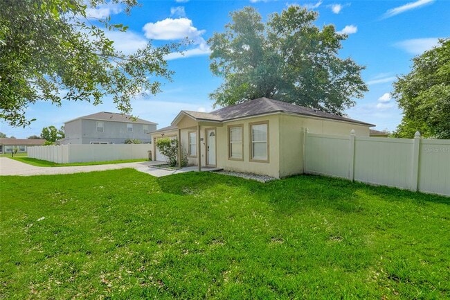 Photo - 810 Valnera Ct