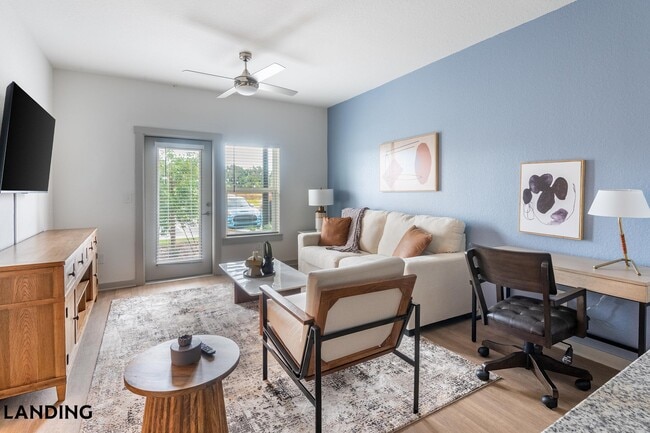 Photo - 12020 Brush Hl Rd Unidad 1-107