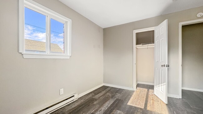 121 W 32nd St Apartments