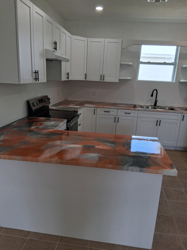 Photo - 4965 SE 42nd St