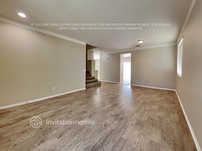 Photo - 1679 Benedict Ct