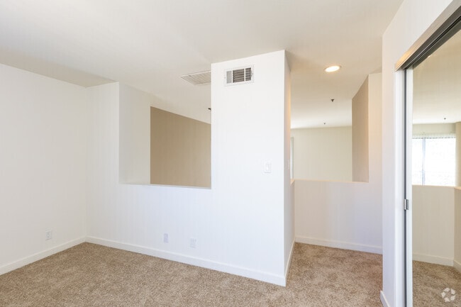 1 BR, 1 BA Bedroom