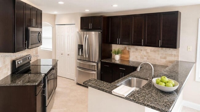 Photo - 16447 Sapphire Pl