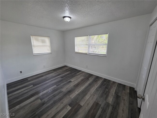 Photo - 2708 Broadway Unit 4