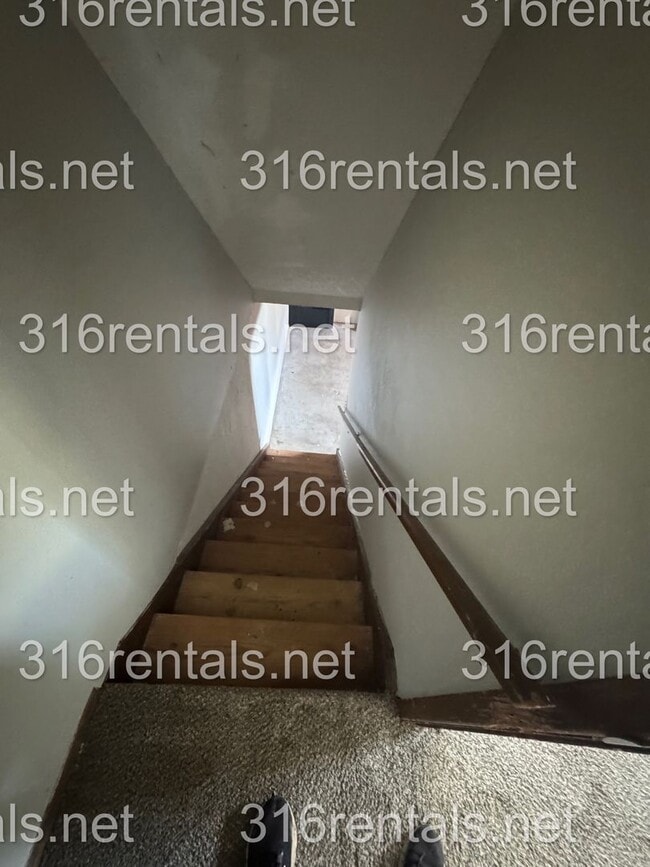 Photo - $850- 2 bed 1 bath - Townhomes