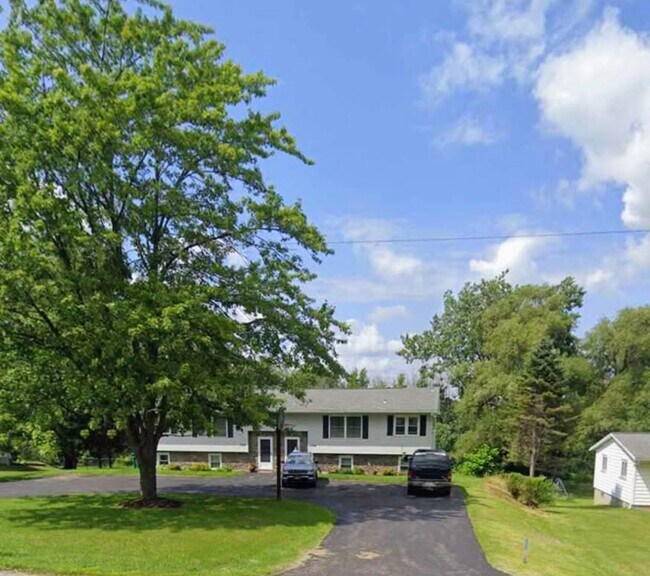 Building Photo - 7224 4th Section Rd Rental