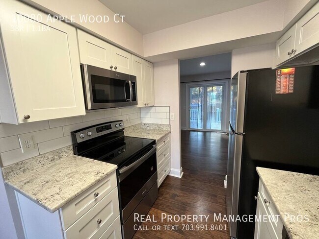 10080 Apple Wood Ct