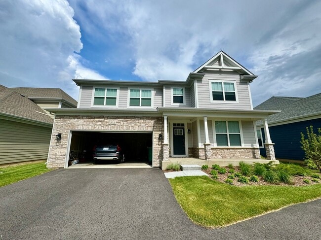 Building Photo - Newly Built 5-bedroom featuring luxe finishes and a spa-inspired master suite.