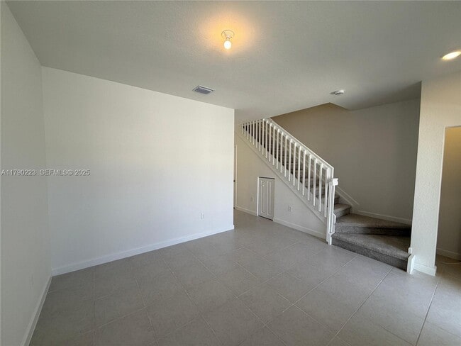 Photo - 2851 SE 25th Ave