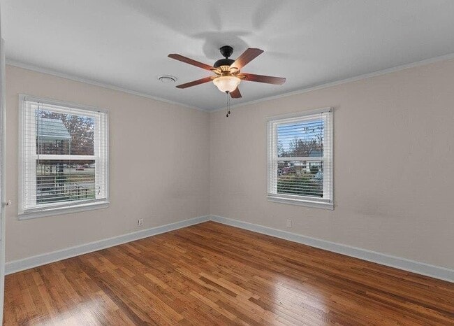 Photo - 2222 Madison St