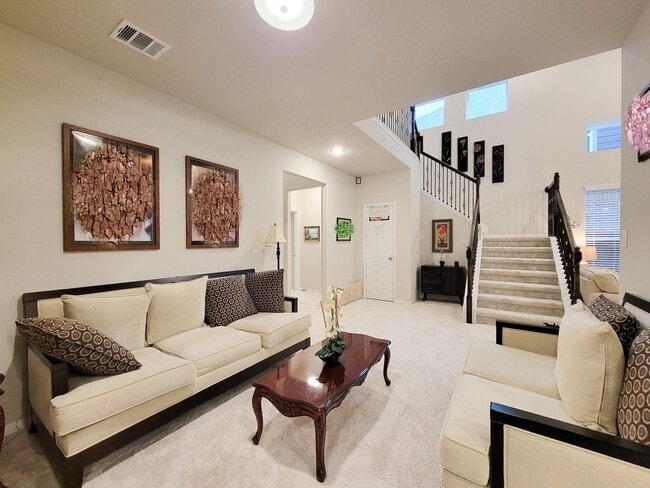 Photo - 4535 Medrano Trl