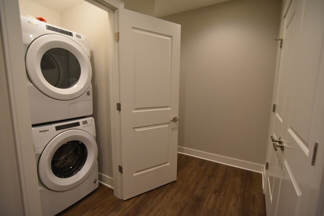 Photo - 3833 N Broadway Unit 317