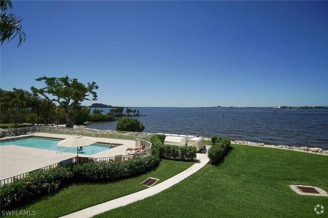 Building Photo - 14200 Royal Harbour Ct Unit 506 Rental