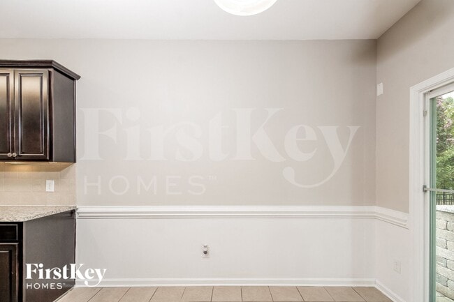 Photo - 2675 Lamplight Cir