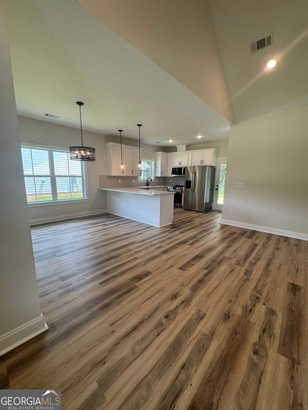 201 Oak Ave