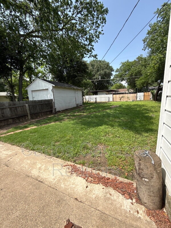Photo - 1607 McAdams Ave