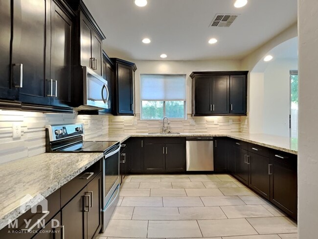 Photo - 9430 S 34th Ln