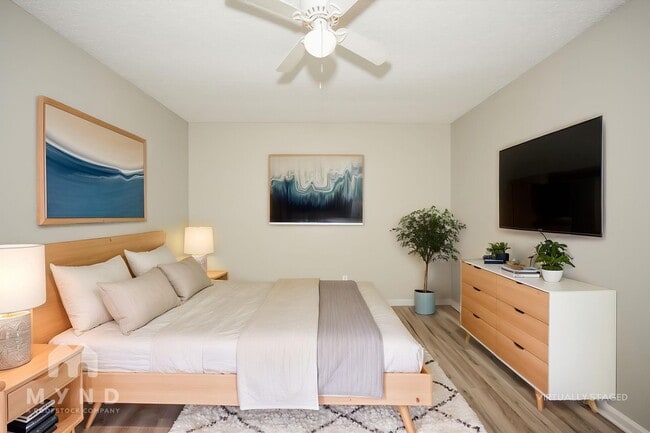 Photo - 1109 4th Way