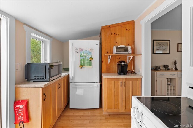 Photo - 30 Bungalow Ln