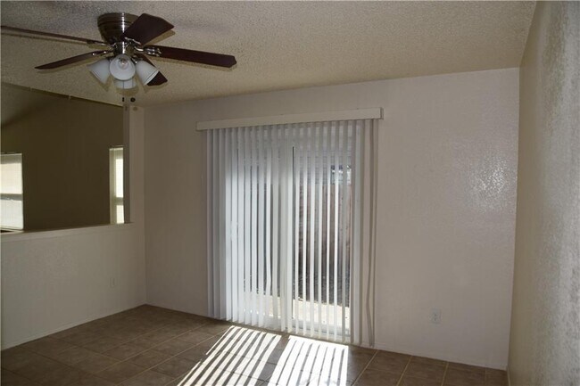 Photo - 12208 Dundee Dr