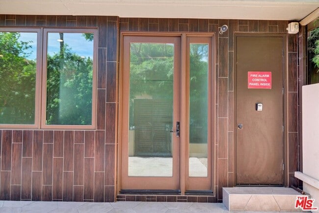 Photo - 1249 N Formosa Ave