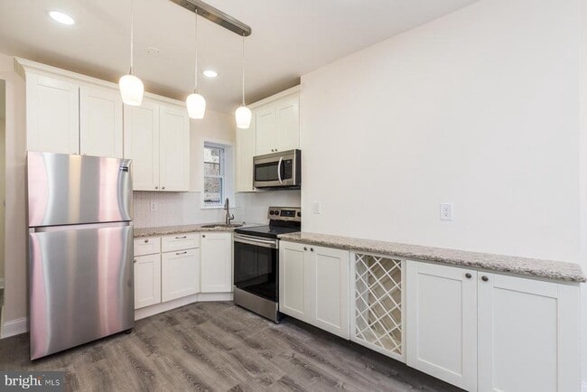 Photo - 537 N 33rd St Unit 1
