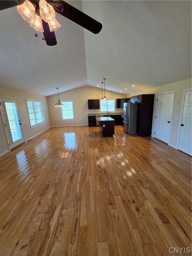 Photo - 16653 E Main St