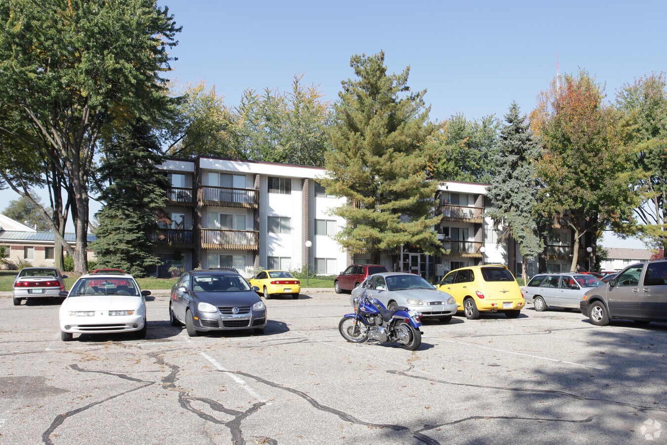Photo - Campus View Apartments