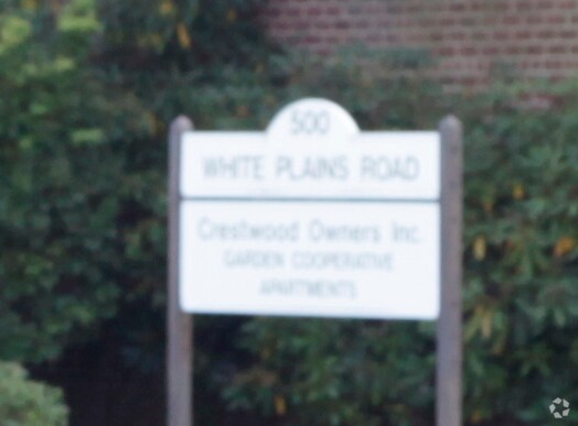 Photo - Crestwood Manor