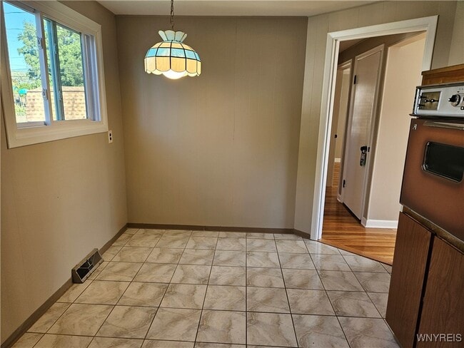 Building Photo - 1292 Cleveland Dr Rental